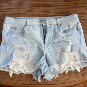 American Eagle distressed laced shorts